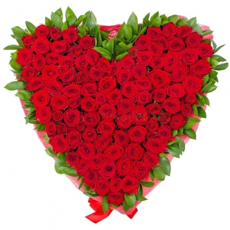 сердце красных роз